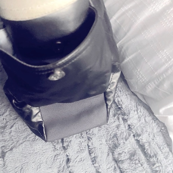 NWT Chanel Quilted Grey Tote Bag in Gray and Cream, silver hardware
25 W15Deep - Picture 3 of 8